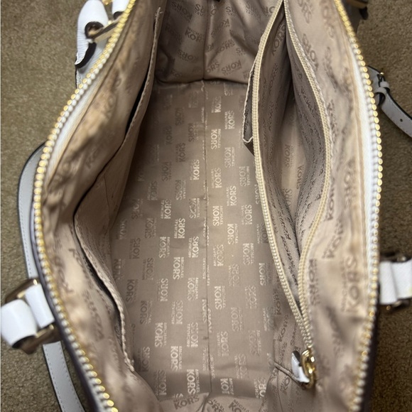 Michael Kors Cream Satchel Bag - Picture 3 of 3